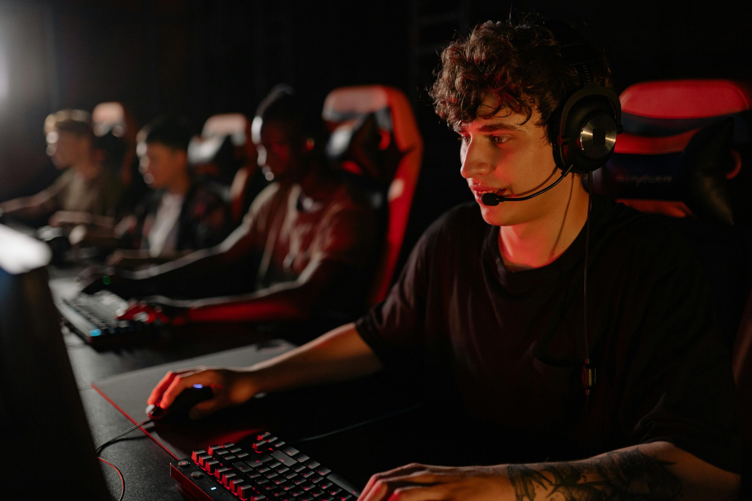 Apex Legends Global Series banner showcasing top players competing