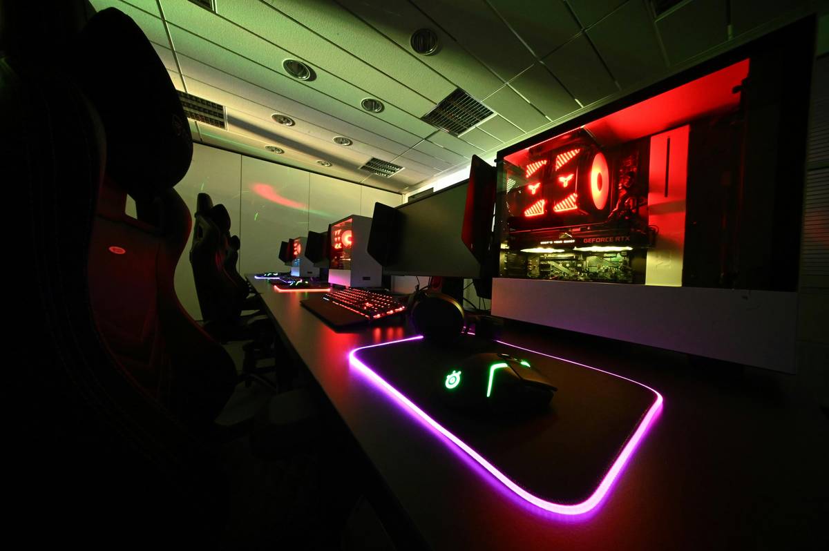 A screenshot showing a player sniping an enemy from behind during a hazard zone encounter