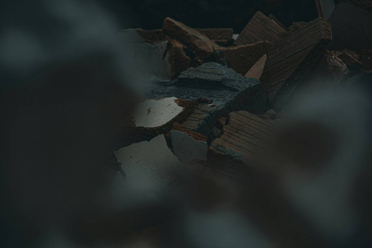 Image showing popular but risky Apex drop spots