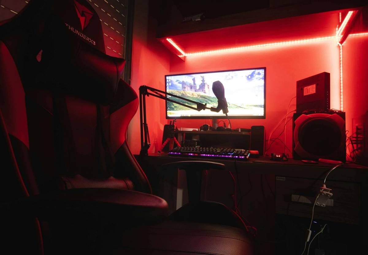 What Is the ALGS Command Center Hold—and Why It’s a Game-Changer for Apex Legends Fans?